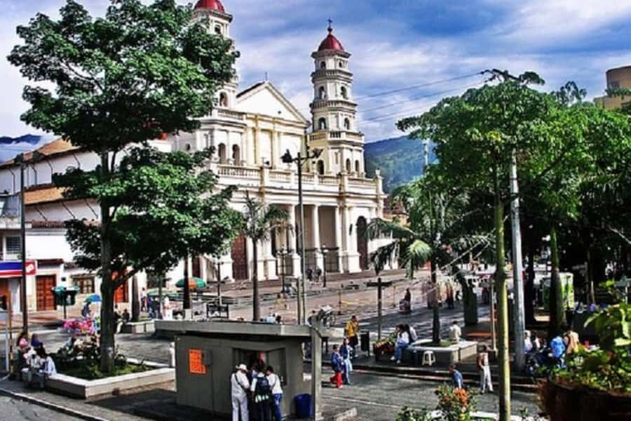 4-Hour Medellin, Envigado & Sabaneta Three County Tour - Morning vs. Afternoon: How to Choose Your Timing
