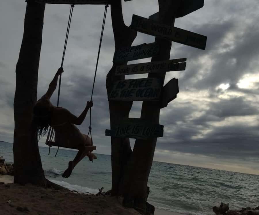 All-inclusive package in Freedom Beach Club - Barú - From Torre del Reloj to Barú: how the day really spends its hours