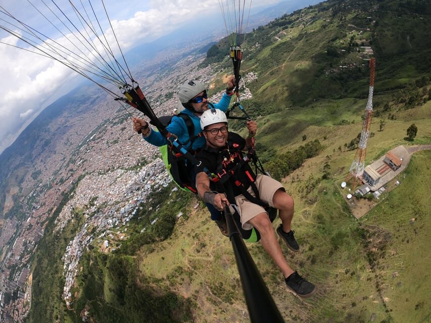 Bello: Paragliding in Medellín - How to get the best ride out of your 15 minutes