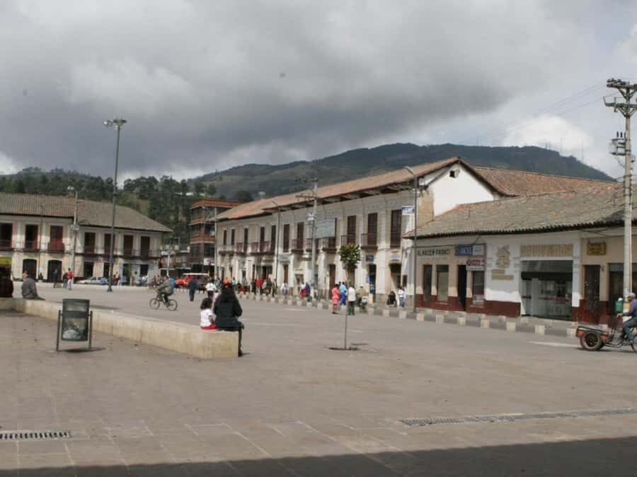 BOGOTA: Ancestral Exploration, Tour Facatativá, Piedras del Tunjo and Zipacón - A real 6.5-hour day: how to keep it from feeling rushed