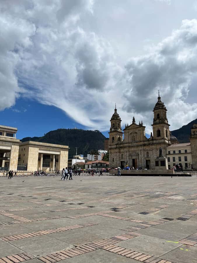 Bogotá: Candelaria Tour with Cacao and Coffee Workshop - The walking tour: churches, colonial streets, and the “story behind the stone”