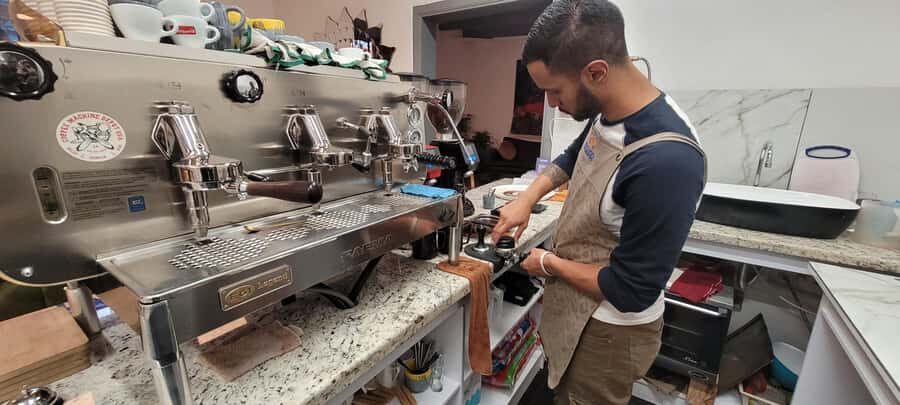 Bogota: Coffee Tour, Filtration and Espresso Experience - The 45-minute flow: filtration first, espresso second