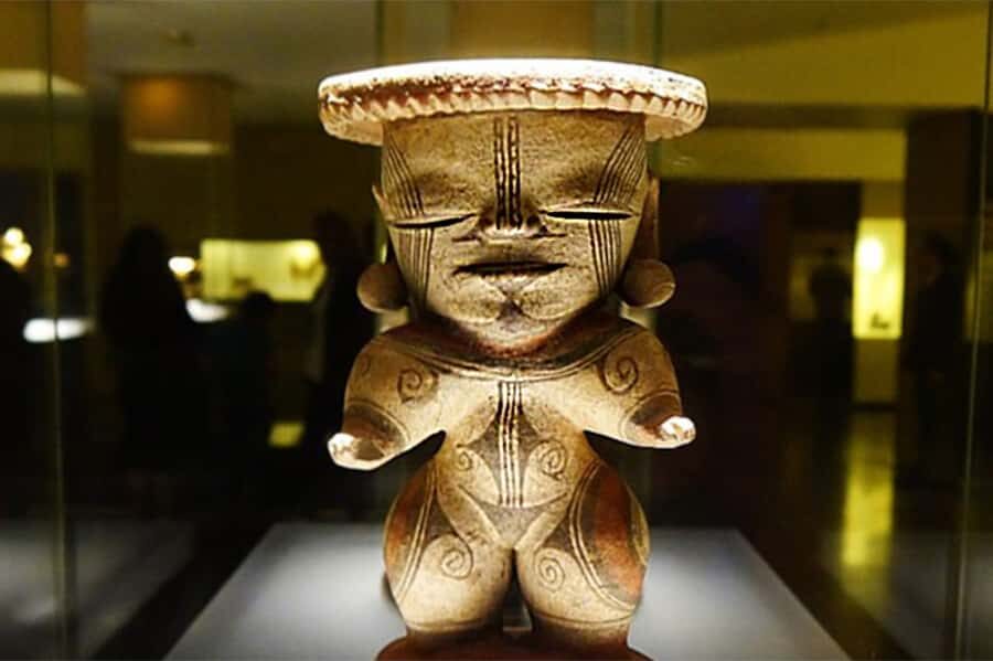 Bogota: Gold Museum and Monserrate Private Half-Day Tour - What I Like Most: Guide Style and Covered Entrance
