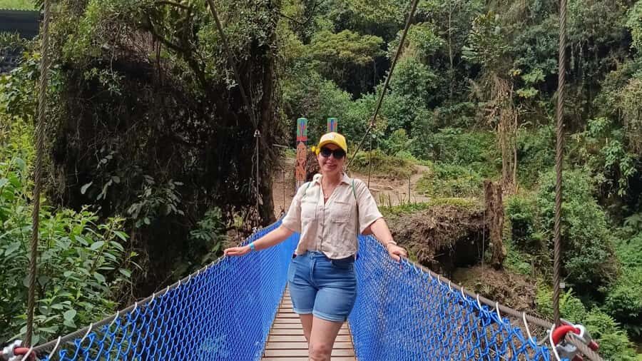 Bogota: La Chorrera Waterfall Guided Hike and Guadalupe Hill - Cueva de los Monos: The Top-of-the-Mountain View That Finishes the Story