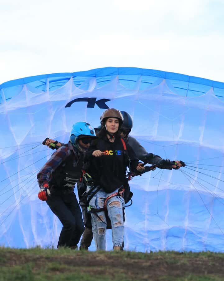 Bogota: Paragliding activity in La Calera with transfers - Getting There: The Bogota Pick-Up and La Calera Photo Stop