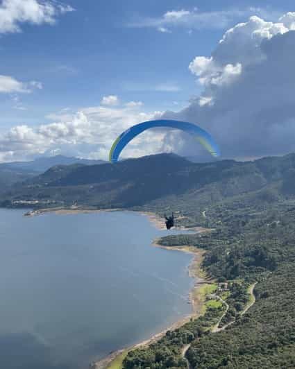 Bogota: Paragliding activity in La Calera with transfers - Photos, Shopping, and the La Calera Pause You Can Skip in Your Mind
