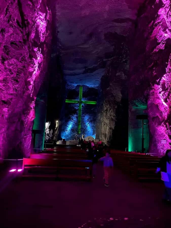 Bogotá: Salt Cathedral & Lake Guatavitá Tour with Lunch - Who should book this Salt Cathedral and Lake Guatavitá day trip