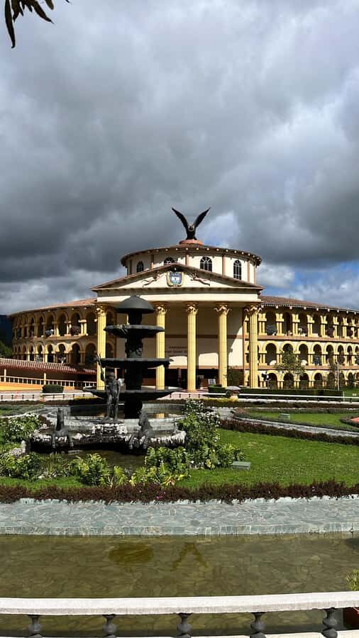 BOGOTA: Tour of Jaime Duque Park, Zoo, and Aerospace Museum - Avenue of Monuments: Big replicas that make world landmarks feel close