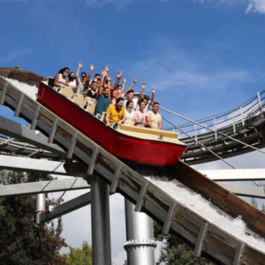 Bogota: Tour to Salitre Mágico, An Extreme Fun Trip - Bumper Cars and Go-Karts: Good News With a Limit