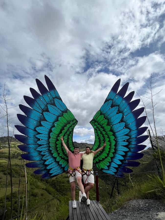 Bogota: Tour to villa de Leyva raquira casa terracota & more - Ráquira craft village: pottery shopping plus a big change of pace