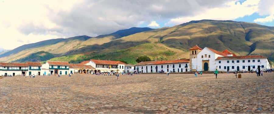 Bogotá: Villa de Leyva Full-Day Tour with Meals - From Bogotá to Villa de Leyva: why this day feels worth the time
