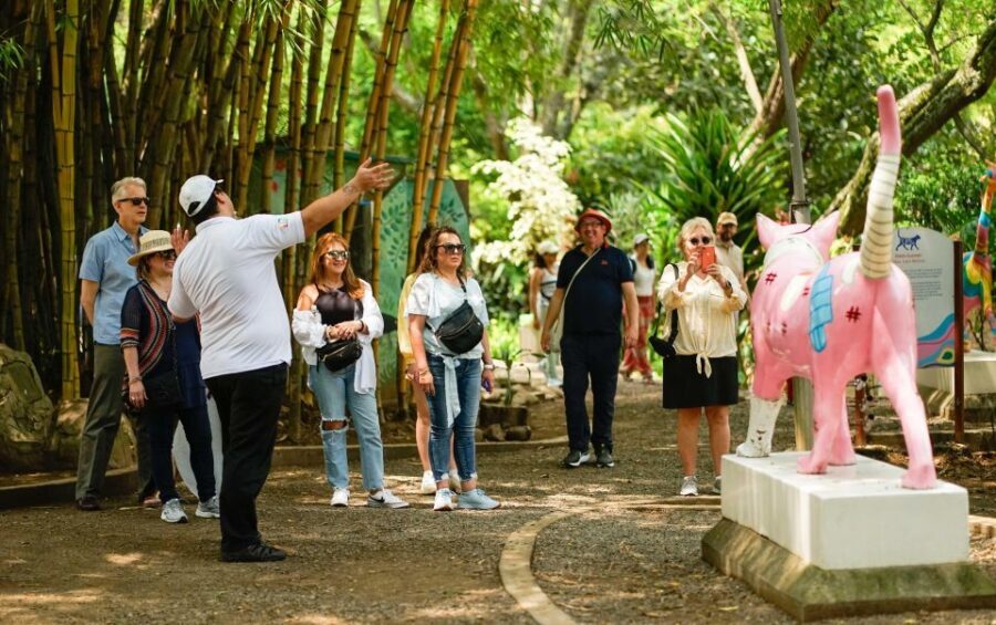 Cali: Walking tour of the historic center - Who this tour is best for (and who should skip it)