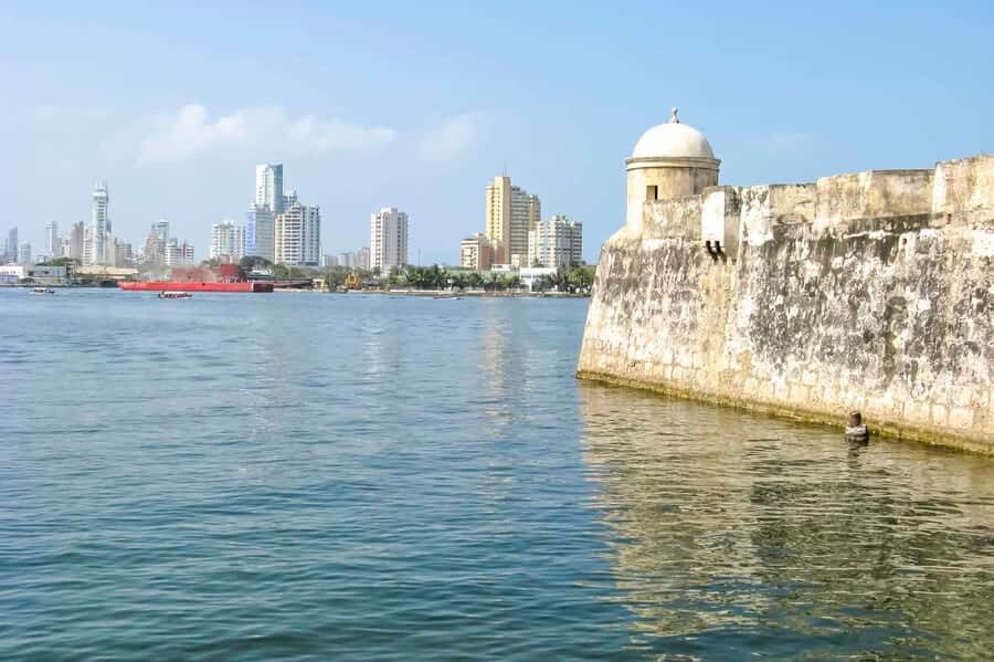 Cartagena: 1-Hour Paddleboard Rental or Private Lesson - Who this SUP experience fits best