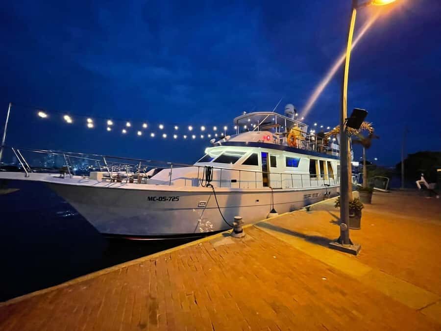 Cartagena: 4-course Culinary Experience aboard a catamaran - Price and what you get for $132