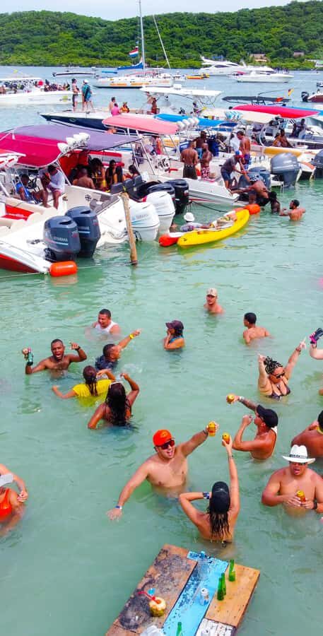 Cartagena: 4 Island Day Trip by Boat and Caribbean Lunch - Playa Tranquila Barú (Playa Blanca Sector): Lunch, Sea Time, and How to Use Your Two Hours
