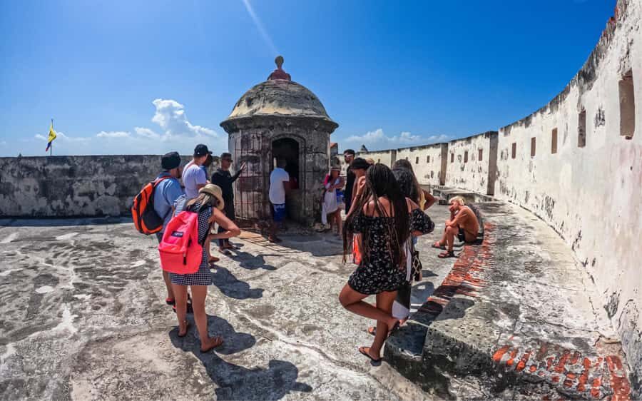 Cartagena: 5 Island Boat Tour with Night Bioluminescent Stop - The meeting point: TODOmar CHL MARINA SAS and the start-to-finish rhythm