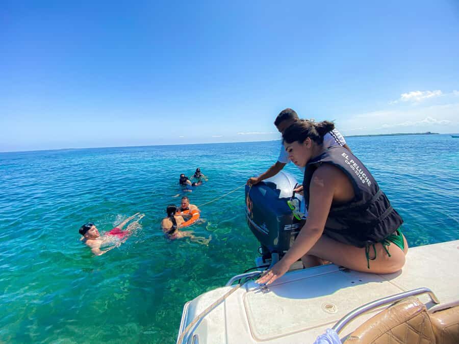 Cartagena: 5 Rosario Islands Tour with Snorkeling and Lunch - Meeting at Torre del Reloj: How the Day Starts Smoothly