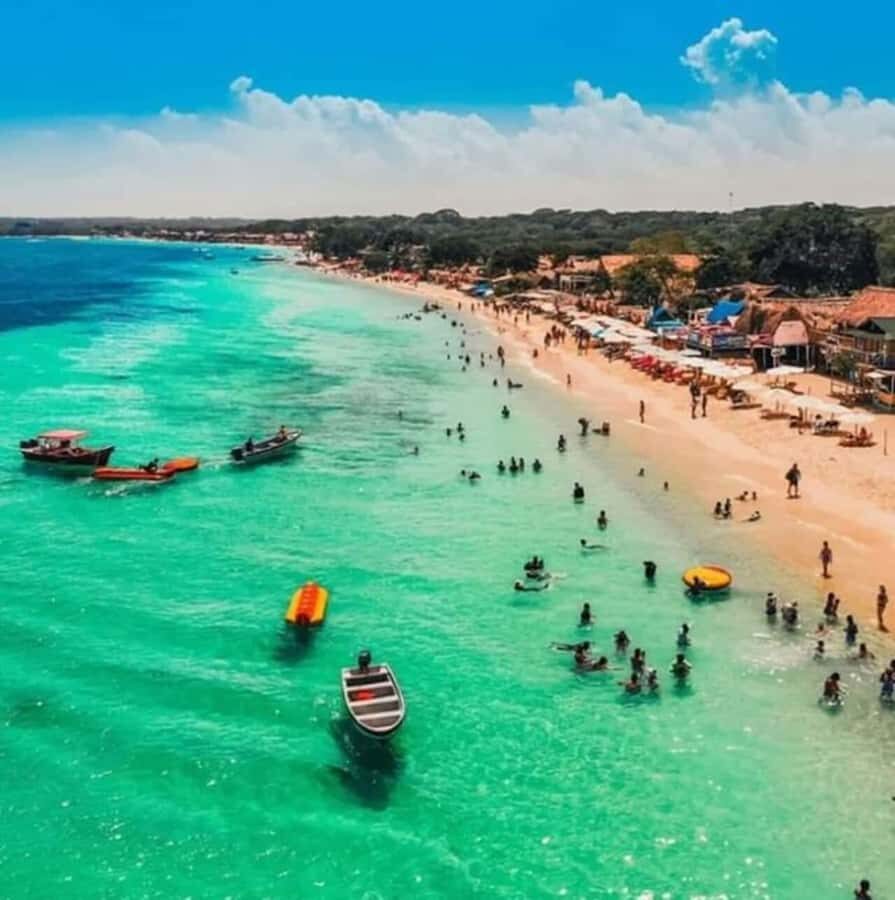 Cartagena: Baru Excursion + Aviary (ticket not included) + lunch - Barú in one day: what this 6-hour plan really feels like