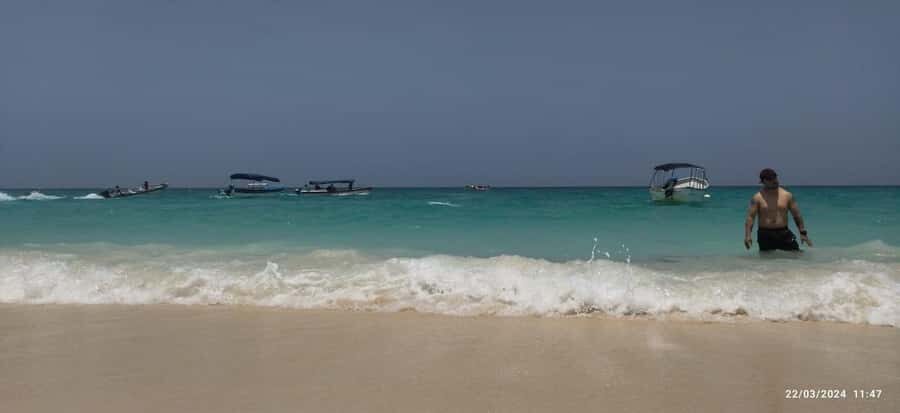 Cartagena: BARÚ Playa blanca with SNORKELING INCLUDED - Ride to Barú: what the bus time is for