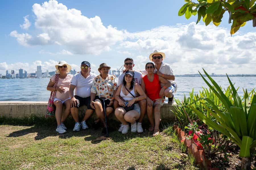 Cartagena: CITY TOUR IN ENGLISH, Old city, Monuments, Castle - The Chiva Antigua ride: an easy way to see Cartagena fast