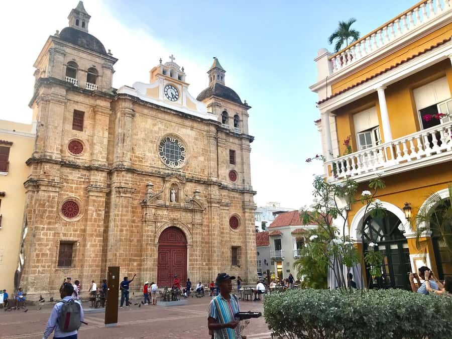 Cartagena City Tour with San Felipe Castle & Old Town Walk - Why This 4-Hour Cartagena Tour Feels Like a Smart Hit