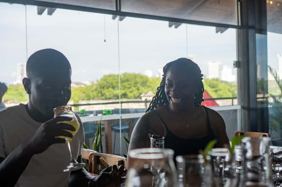 Cartagena: Colombian Cocktail Masterclass - Snacks, Water, and the Pace of 90 Minutes