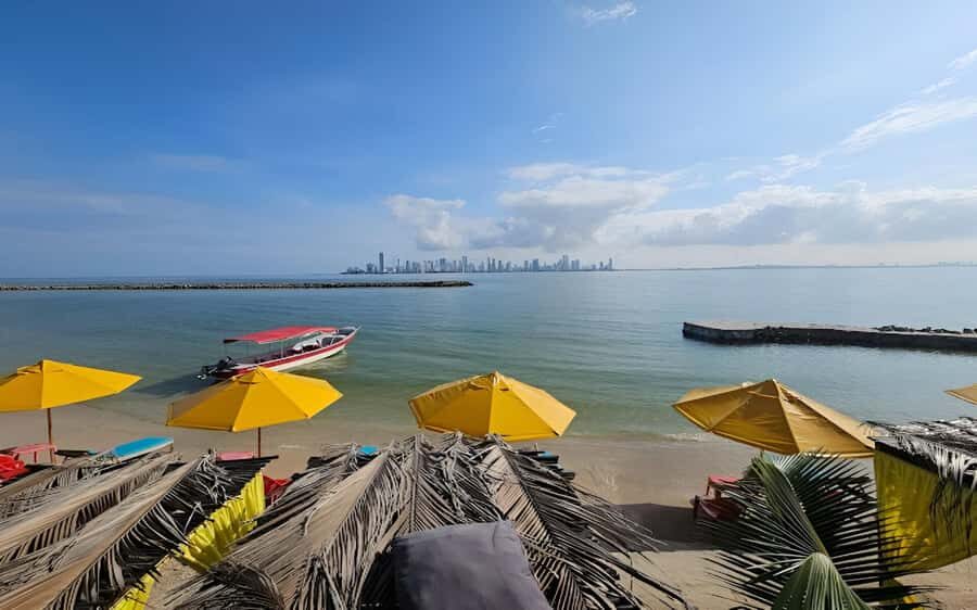 Cartagena: Day Tour to Tierra Bomba Island - Cartagena to Tierra Bomba in one day: fast transport that keeps the beach time