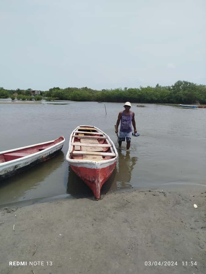 Cartagena: FISHERMEN'S ISLAND IN THE MANGROVES by canoe - Isla de los Pescadores (Fishermen’s Island): music, dance, and local history