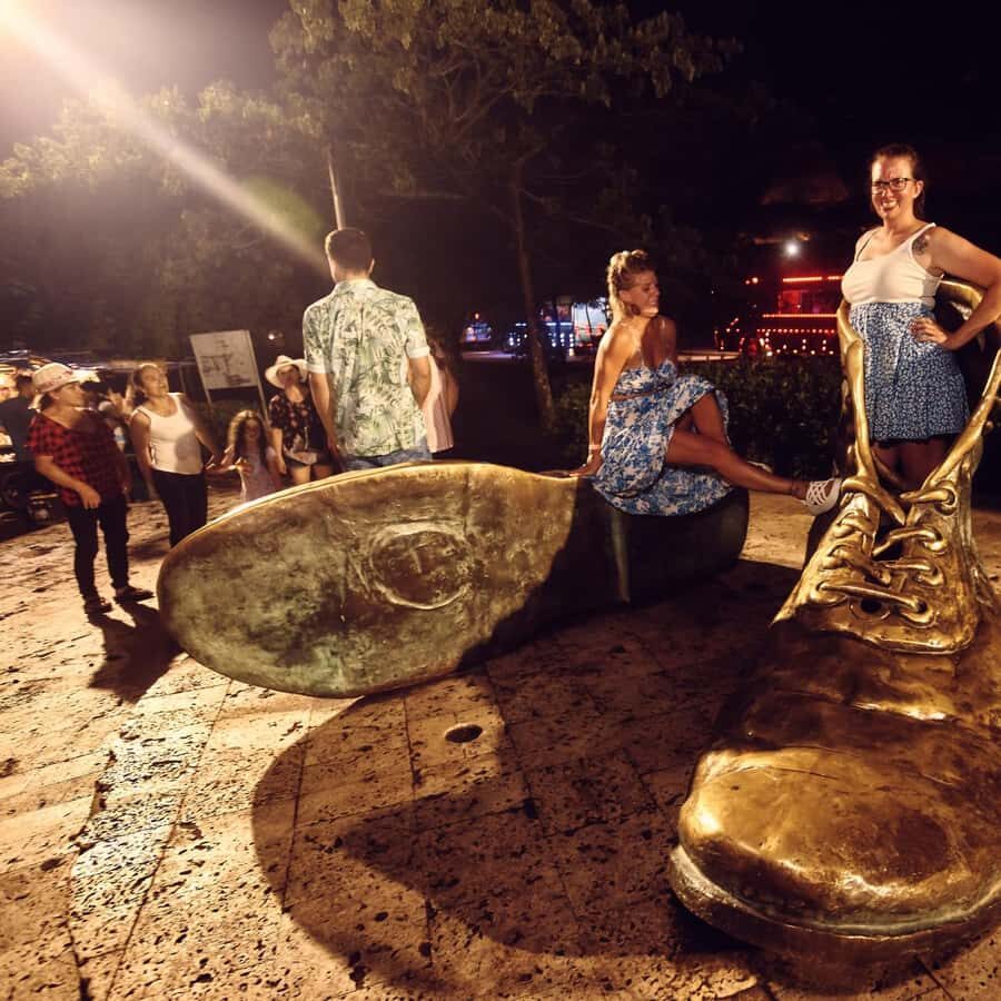 Cartagena: Funny PartyBus with dance floor and good music! - Las Botas Viejas photo stop: 30 minutes to make it count