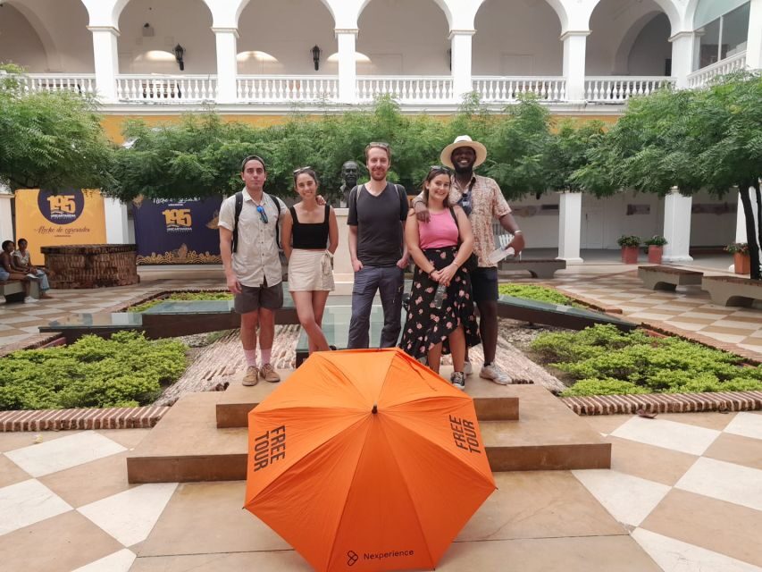 Cartagena: Gabriel García Márquez Private Walking Tour - Enrique Grau and Luis Vincens: art connections behind the fiction