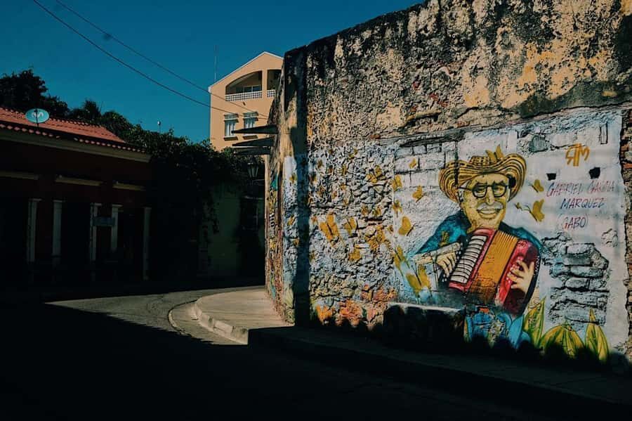 Cartagena: Graffiti Tour in Getsemani - Weather, timing, and what to bring so you enjoy it more