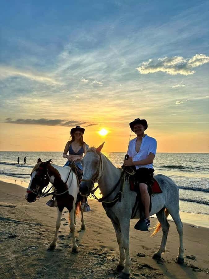 Cartagena: Horse riding on the beaches of Cartagena & PHOTOS - The main event: riding Cartagena’s beaches and the waterline