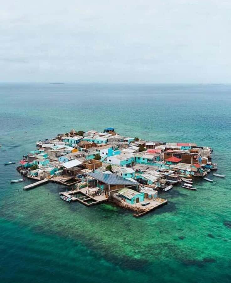 cartagena: Mucura and Santa Cruz Islands Tour spectacular - Getting to the San Bernardo islands: early pickup and a bus-then-speedboat plan