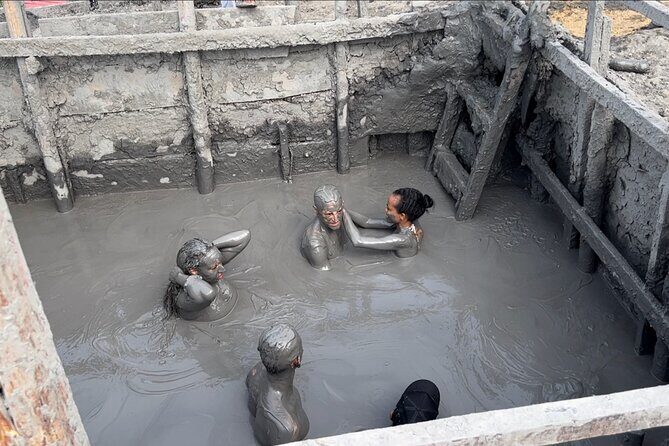 Cartagena Mud Volcano Tour — VIP Exclusive Crowd-Free Access! - Volcán del Totumo, step by step: mud, floating, massage, and the rinse