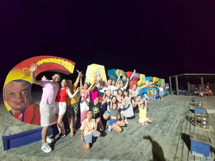 Cartagena: Night party in authentic Colombian chiva with entertainer - The Ride Itself: Dancing, Crossover Music, and Live Entertainer Energy