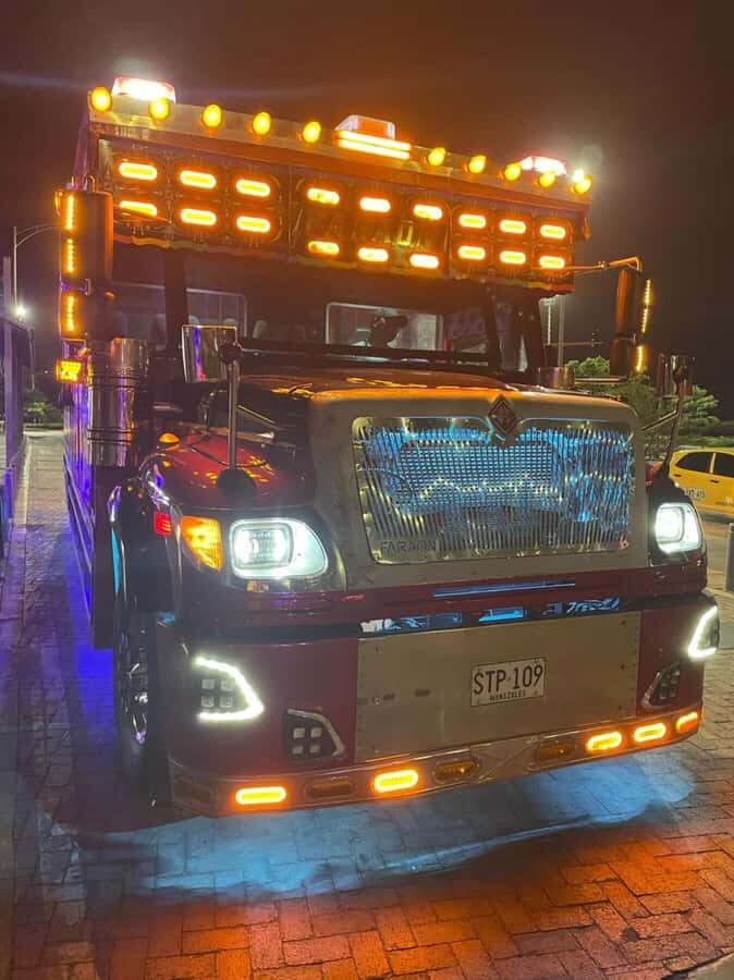 Cartagena: Party Bus Tour In Cartagena - Party Bus Vibe: Where the Lights Help You Actually See the City