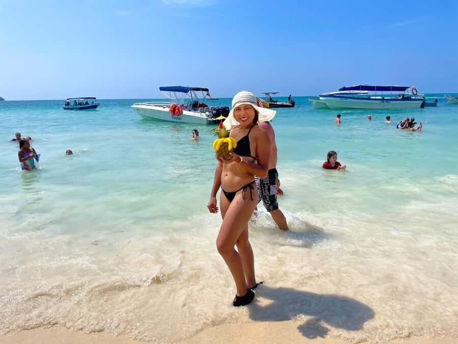 Cartagena: Playa Tranquila Day Trip with Lunch by boat - The speedboat ride: fast fun with real sea considerations