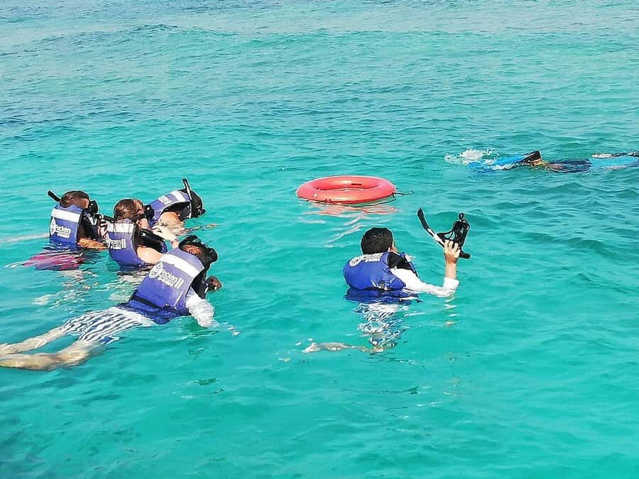 Cartagena: Rosario islands Playa Blanca Barù by boat & lunch - Water activities, rules, and what not to expect