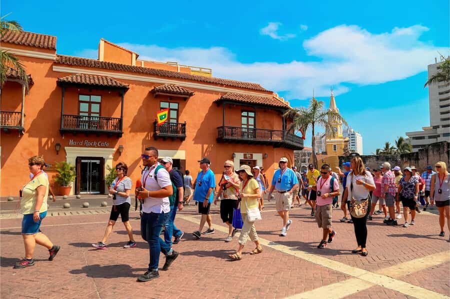 Cartagena: Shared Walking Tour of the Colonial Old Town - Clock Tower Start: Getting Oriented Inside the Walled City Gate