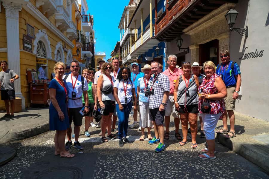 Cartagena: Shared Walking Tour of the Colonial Old Town - Meeting Point and Getting There Without Hotel Pickup