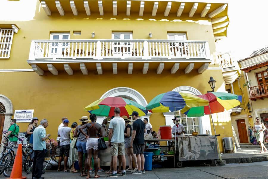 Cartagena: Street Food Walking Tour - Group requirement and timing: how it affects solo travelers