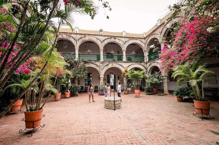 Cartagena: Tour the emblematic Cerro de la Popa - Should You Book the Shared Tour to the Santuario de la Popa?