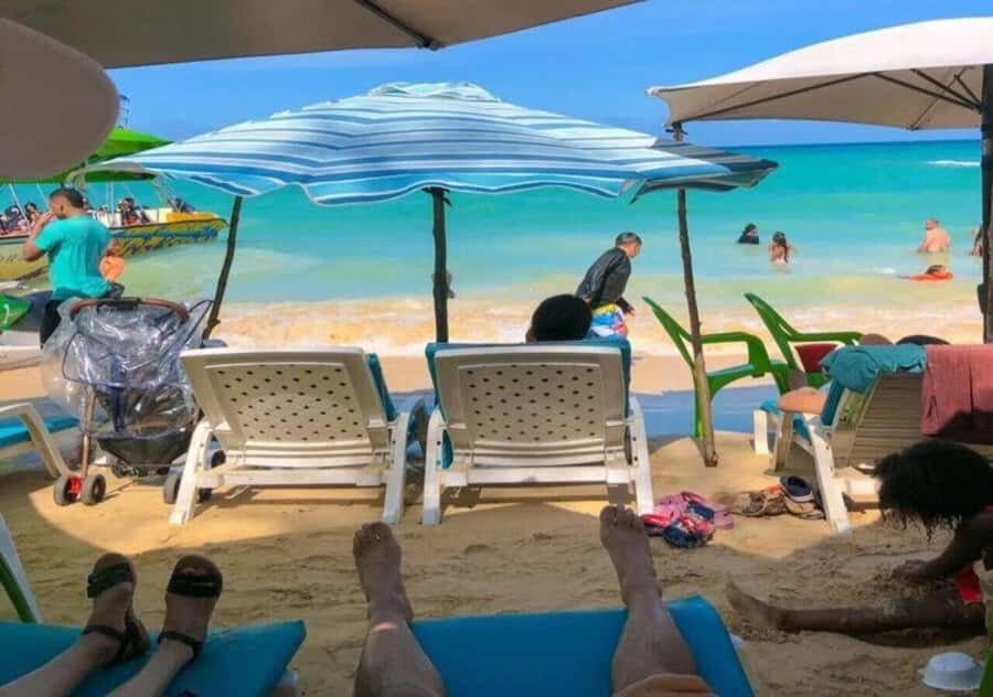 Cartagena: Traditional Daytour to Playa Blanca By Bus! - Timing, group pace, and what can go wrong
