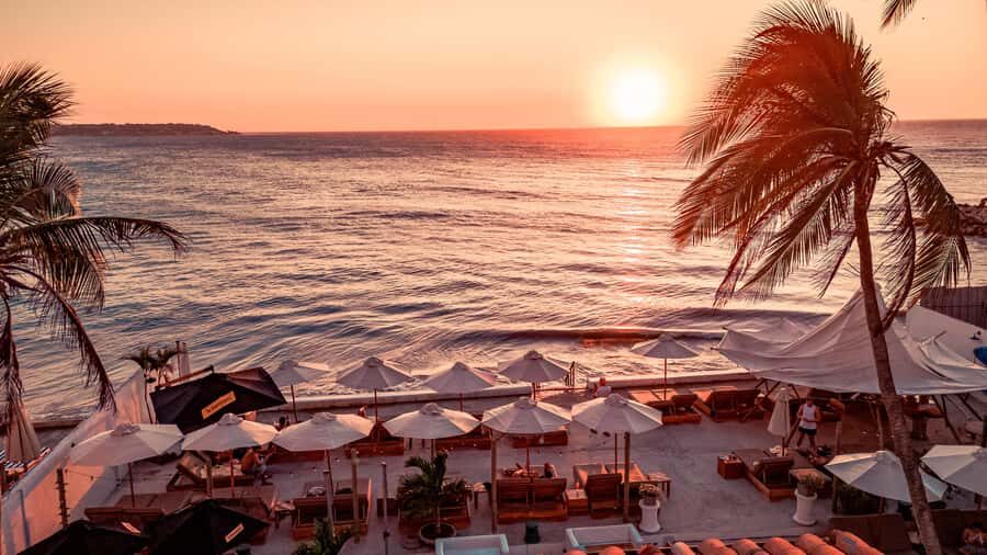 Cartagena: Wala Pass Day, pool, sea, DJ and live shows - Wala Pass Day: what you’re really paying for at Wala Beach Club