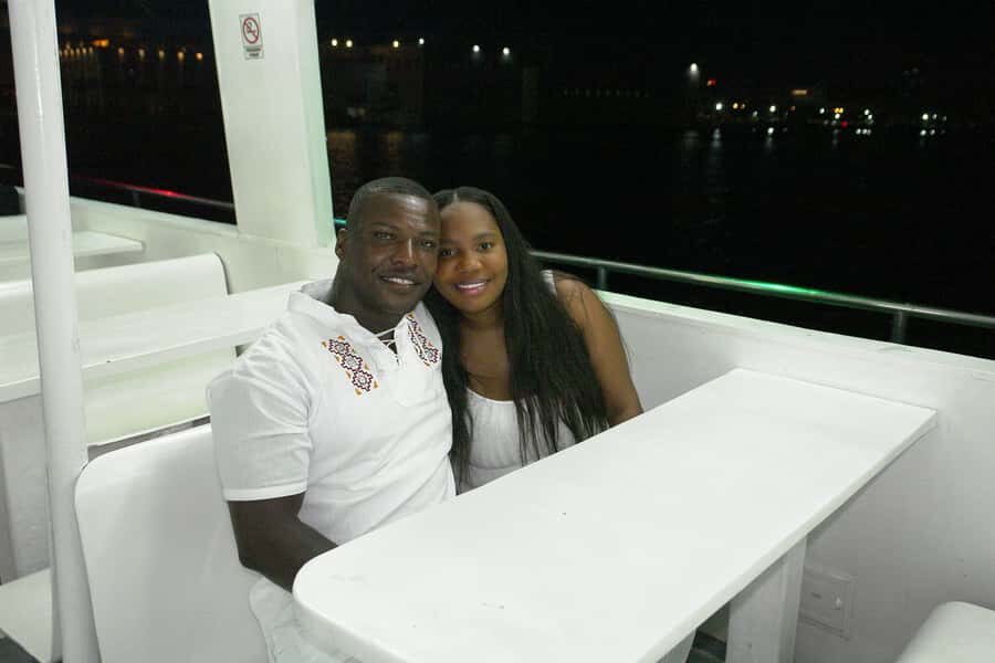 Cartagena: White Night Boat Tour with Dinner and Open Bar - Practical tips that prevent awkward moments