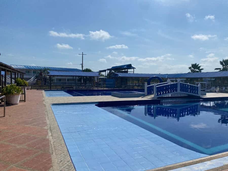 Cartatgena: Volcan Del Totumo + Almuerzo En Hotel VIP - Should You Book This Trip?