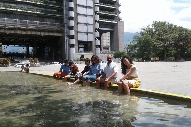 City tour, Commune 13, Metro Cable, Botero Park and more. Private - Why this morning plan fits Medellín so well