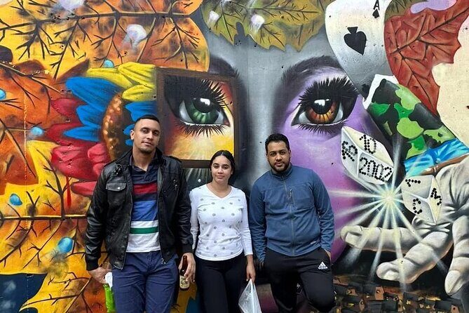City tour, Commune 13, Metro Cable, Botero Park and more. Private - Plaza Botero: the center of Medellín and a sculpture stroll
