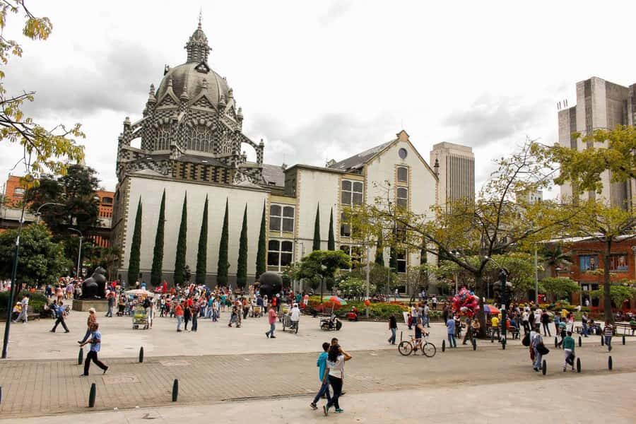 City Tour of Downtown Medellin Private or Shared - Is it worth $22 for downtown Medellín?