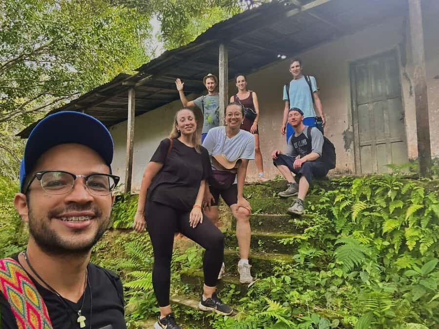 Coffee, Cocoa and Trekking Tour in Minca: Nature, Crops and Production - Central Park Start and the First Walk to Puente de Minca